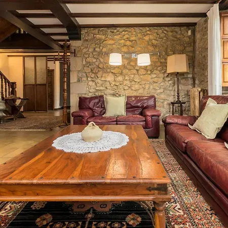 Espectacular Casa Montanesa Con Piscina Дом отдыха