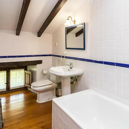 Сasa de vacaciones Espectacular Casa Montañesa Con Piscina